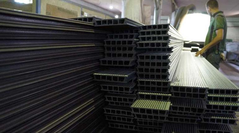 Производство террасной доски (декинга) из древесно-полимерного композита (ДПК) в России